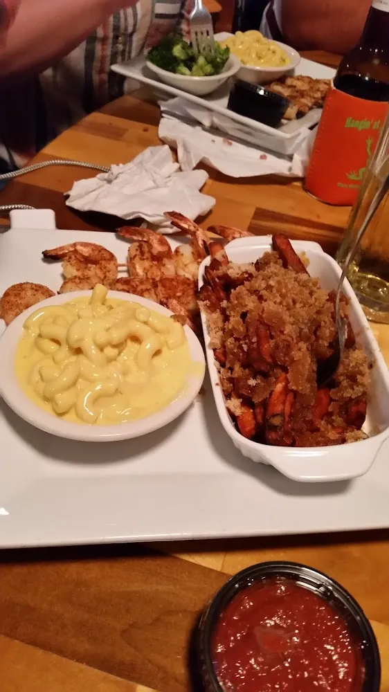 Grilled Shrimp Mac and Cheese